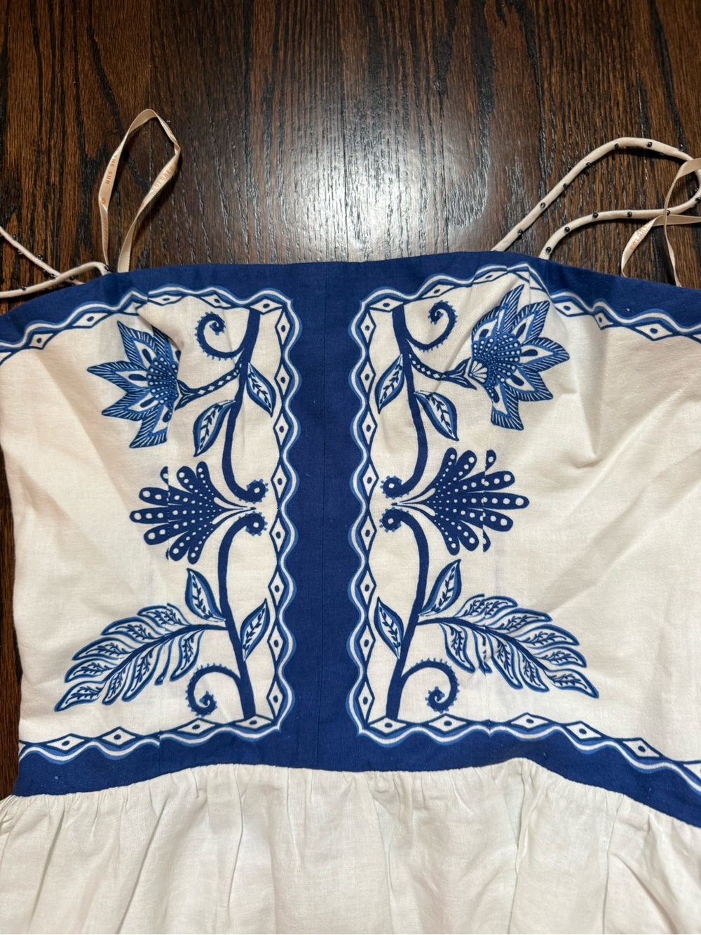 FARM Rio Shell RioWhite Maxi Dress with Blue Floral Embroidery - Picture 4 of 9